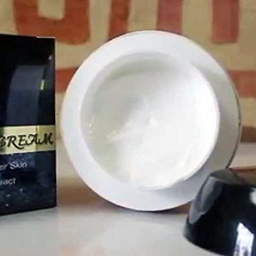 Nutrición profunda gracias al aceite de semilla negra de Madina.
