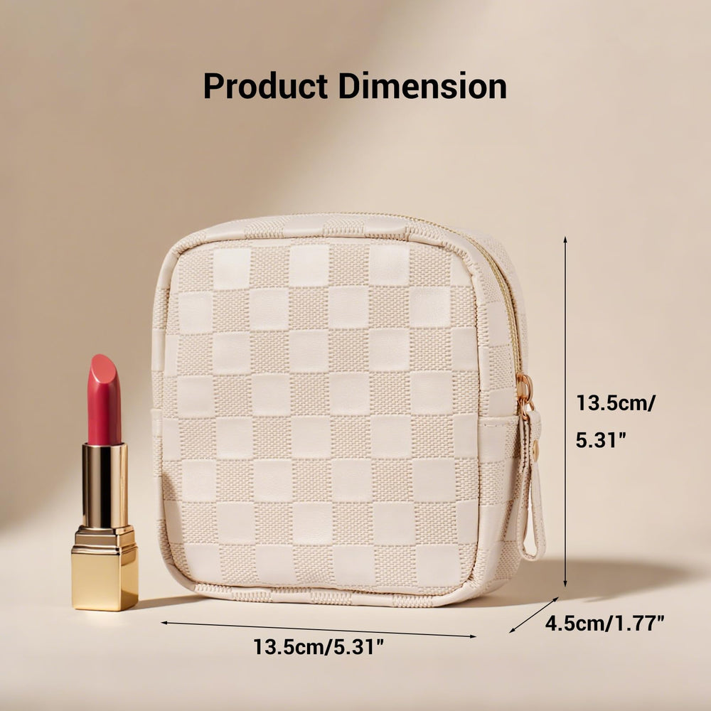 MAGEFY interior pockets organize brushes and lipsticks neatly.