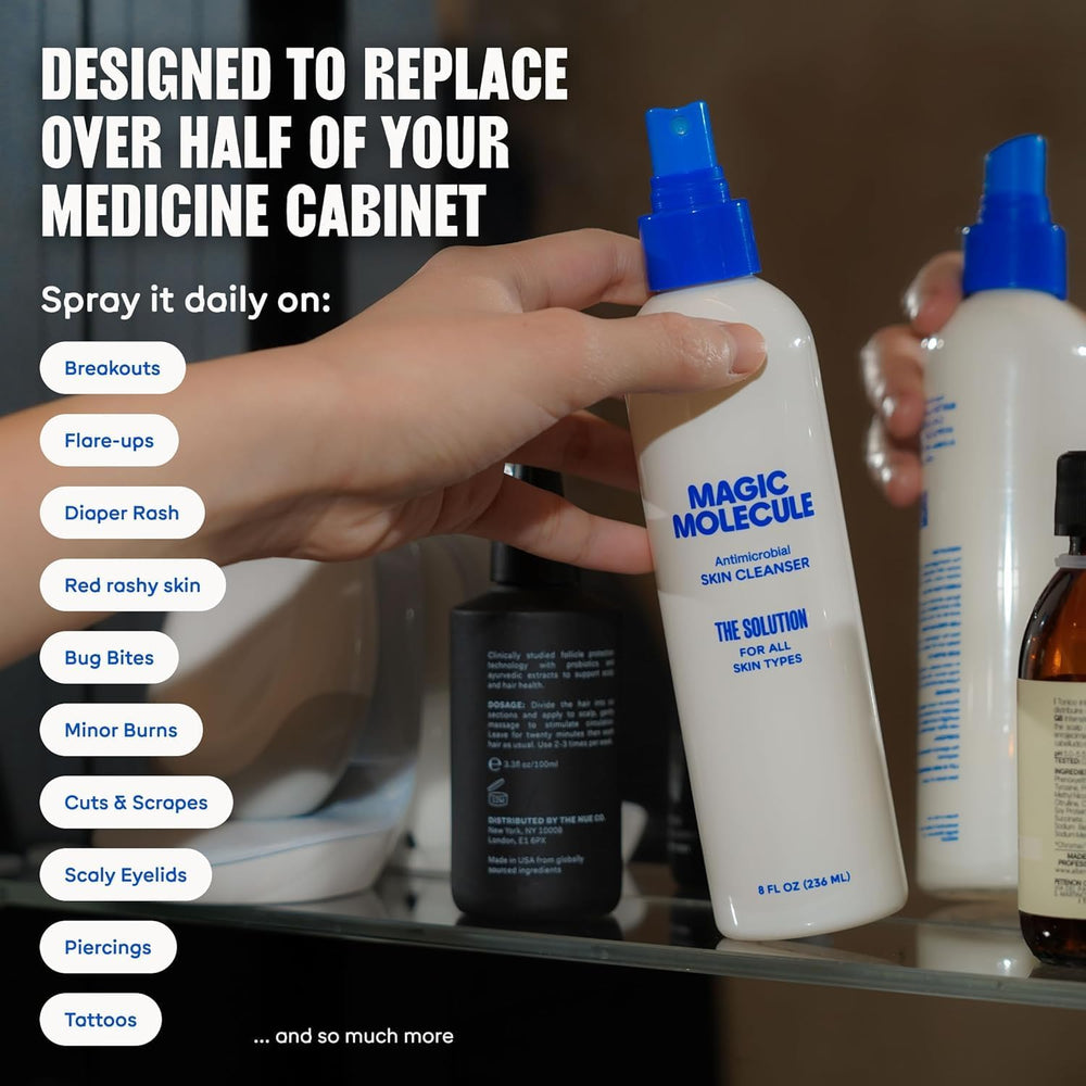 Magic Molecule eyelid cleanser providing delicate eye-area care