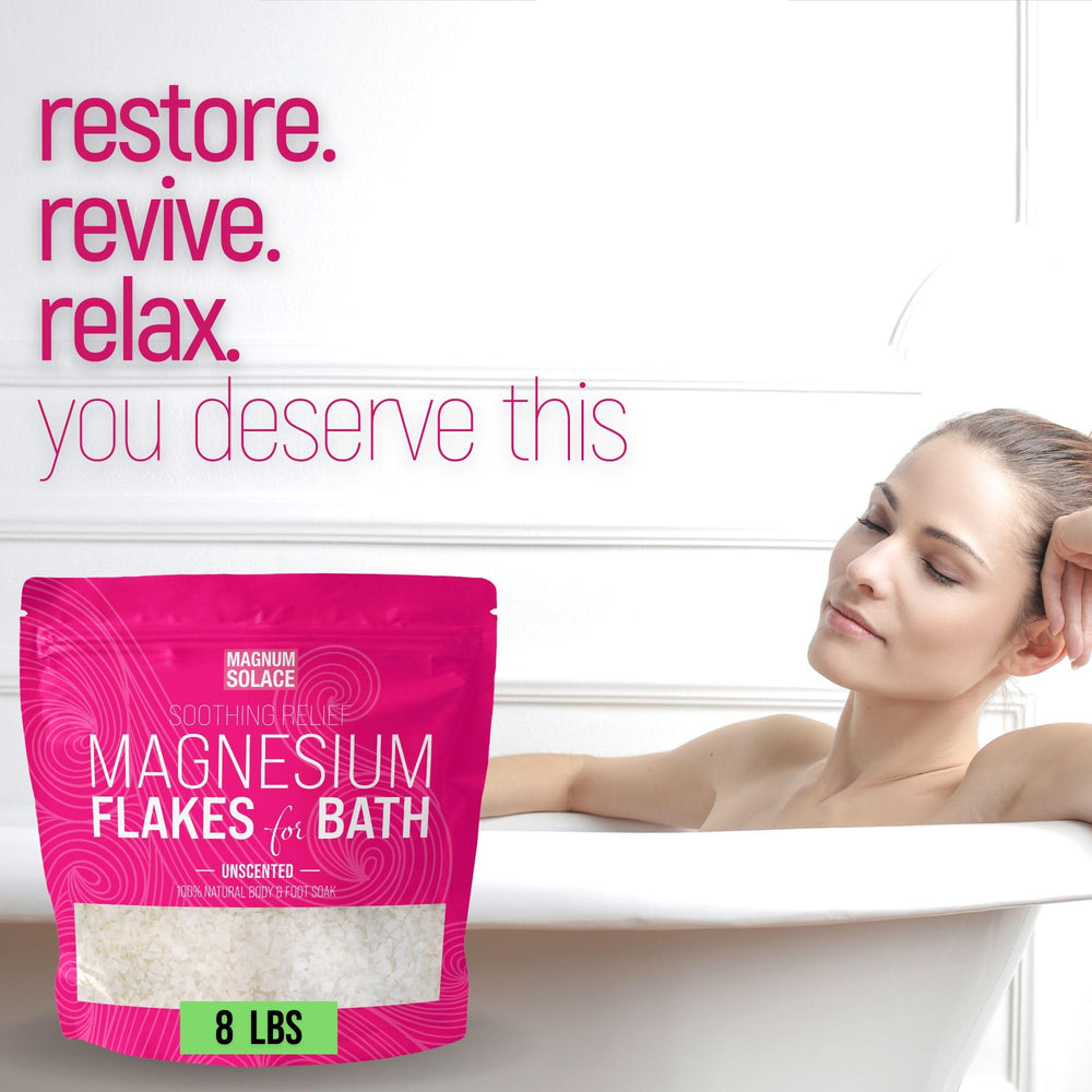 Magnum Solace bath image showing flakes dissolving for a calming soak.