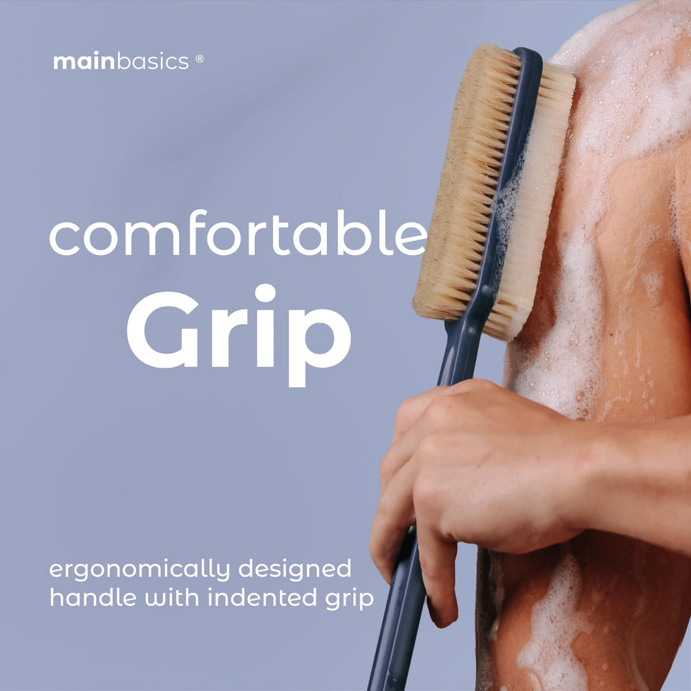 MainBasics hanging-loop enables quick drying and tidy storage after use