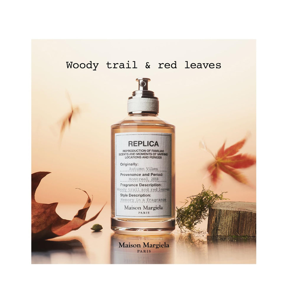 Maison Margiela Replica Autumn Vibes maple note close-up evokes autumn comfort.