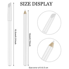 Maitys pencil tip close-up revealing creamy texture for smooth application