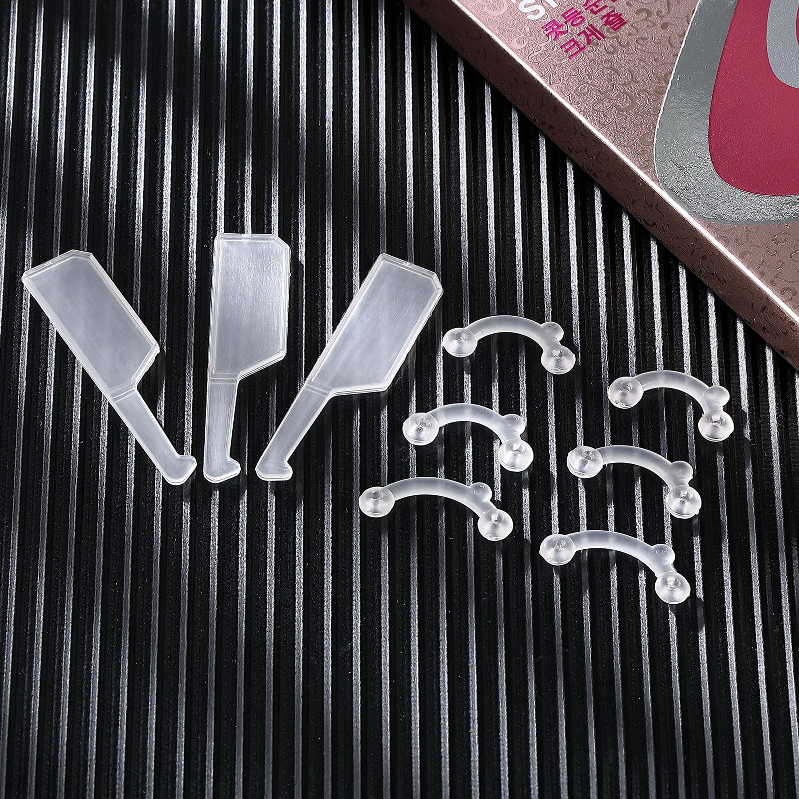 Maitys nose-up lifting clip pack image displays six pairs ready for long-term use.