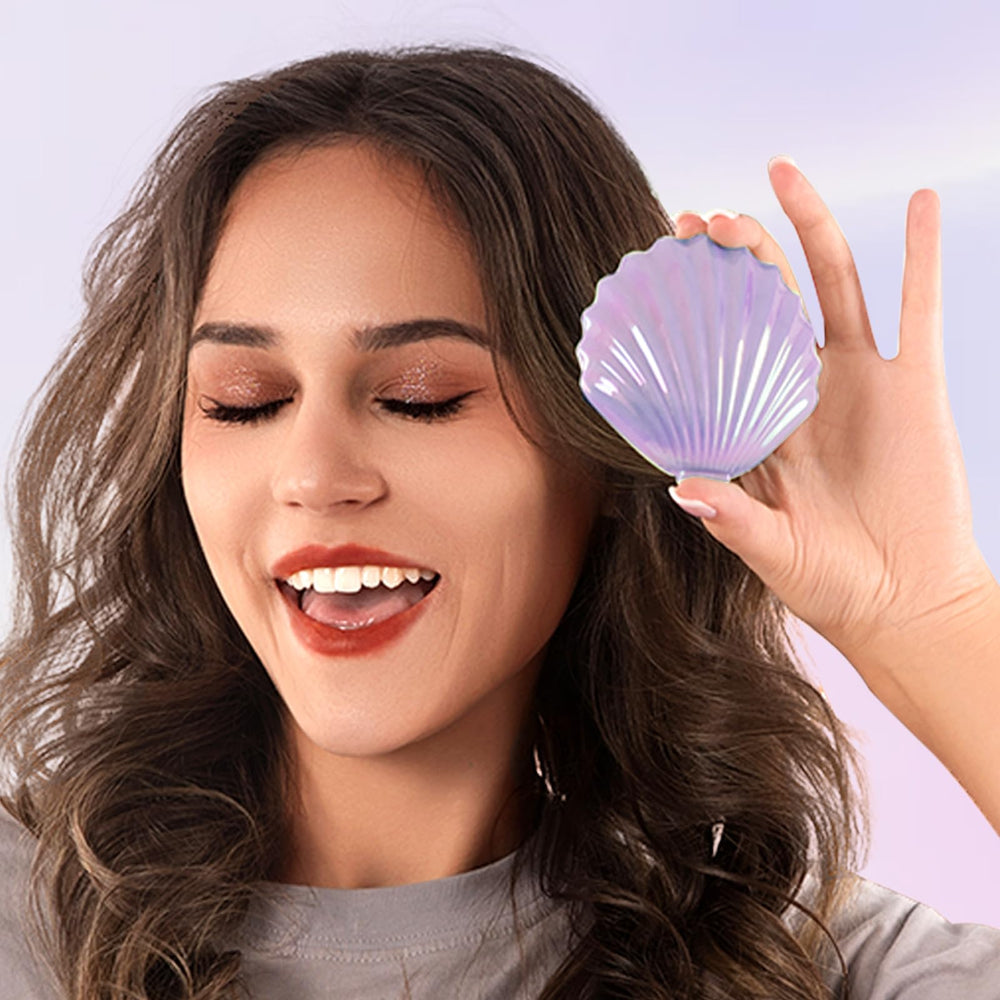 Maji Mama metallic shell finish close-up showing scratch-resistant shine for everyday use.