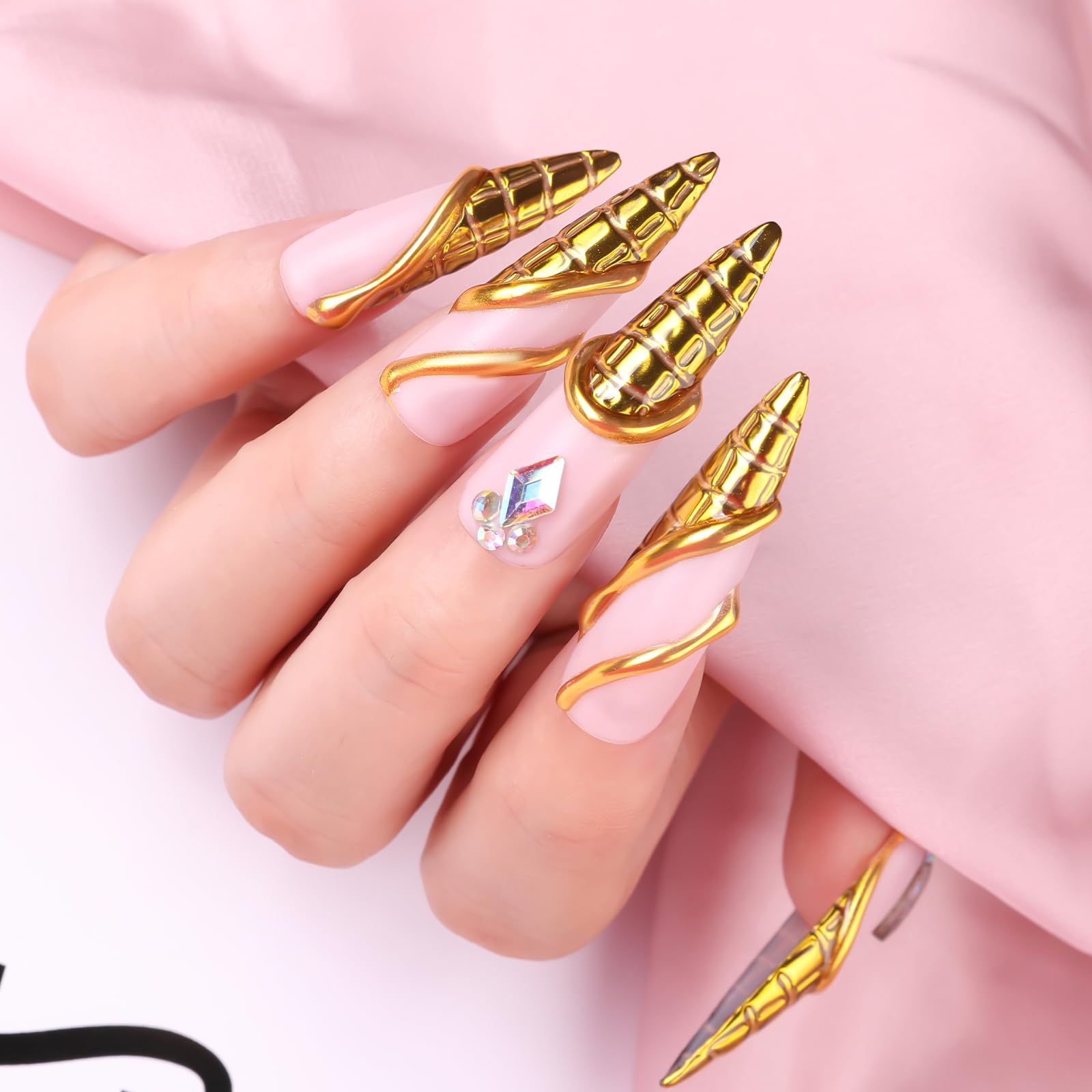 Makartt 48 dual forms help create consistent nail tip shapes.