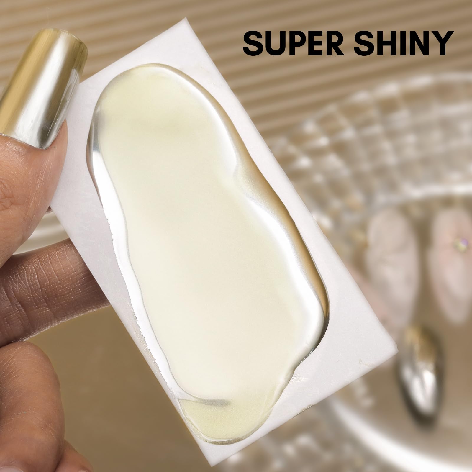 Makartt chrome gold long-wear hint, suggesting durable salon-grade results.