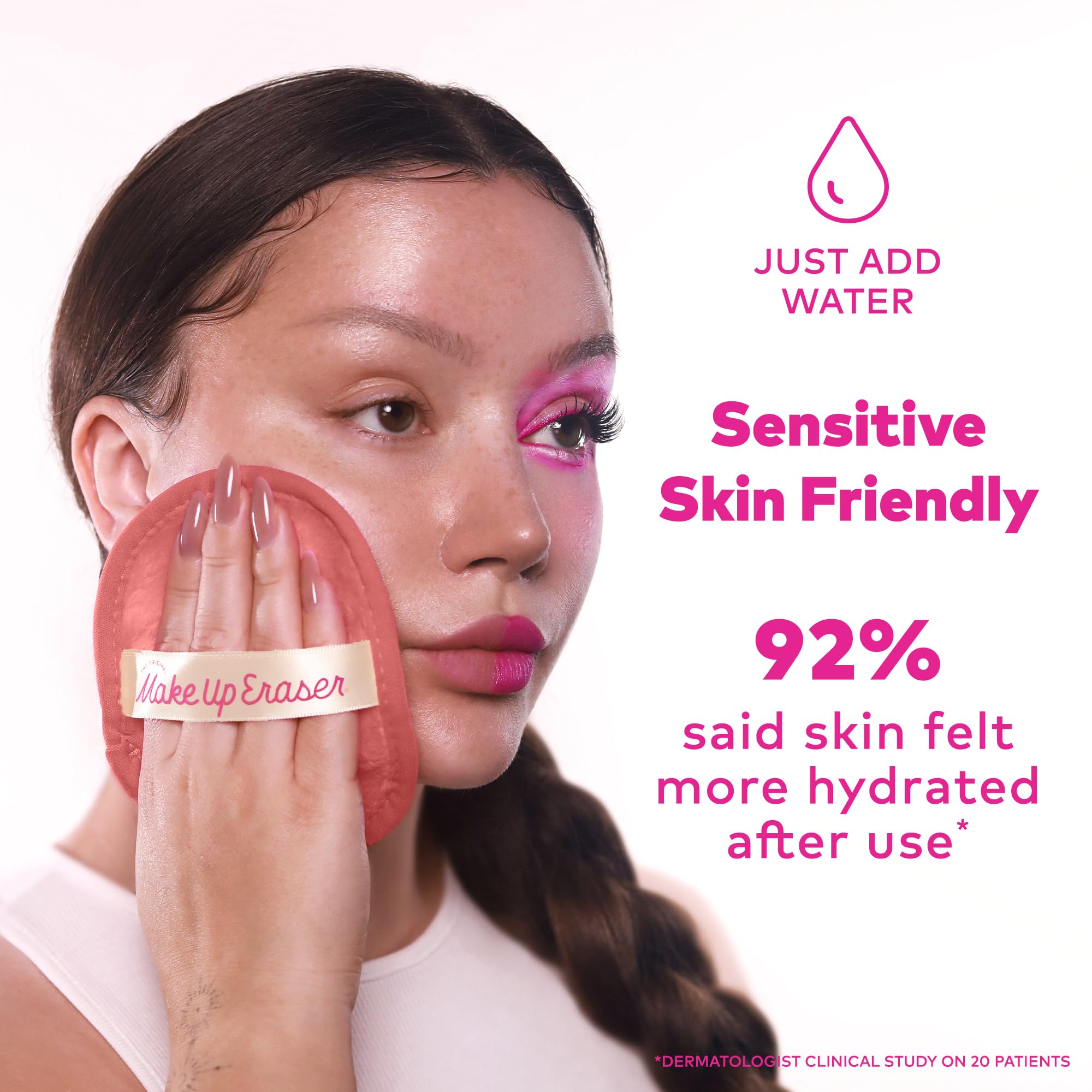 MakeUp Eraser dual-sided cloth for cleansing and exfoliation.