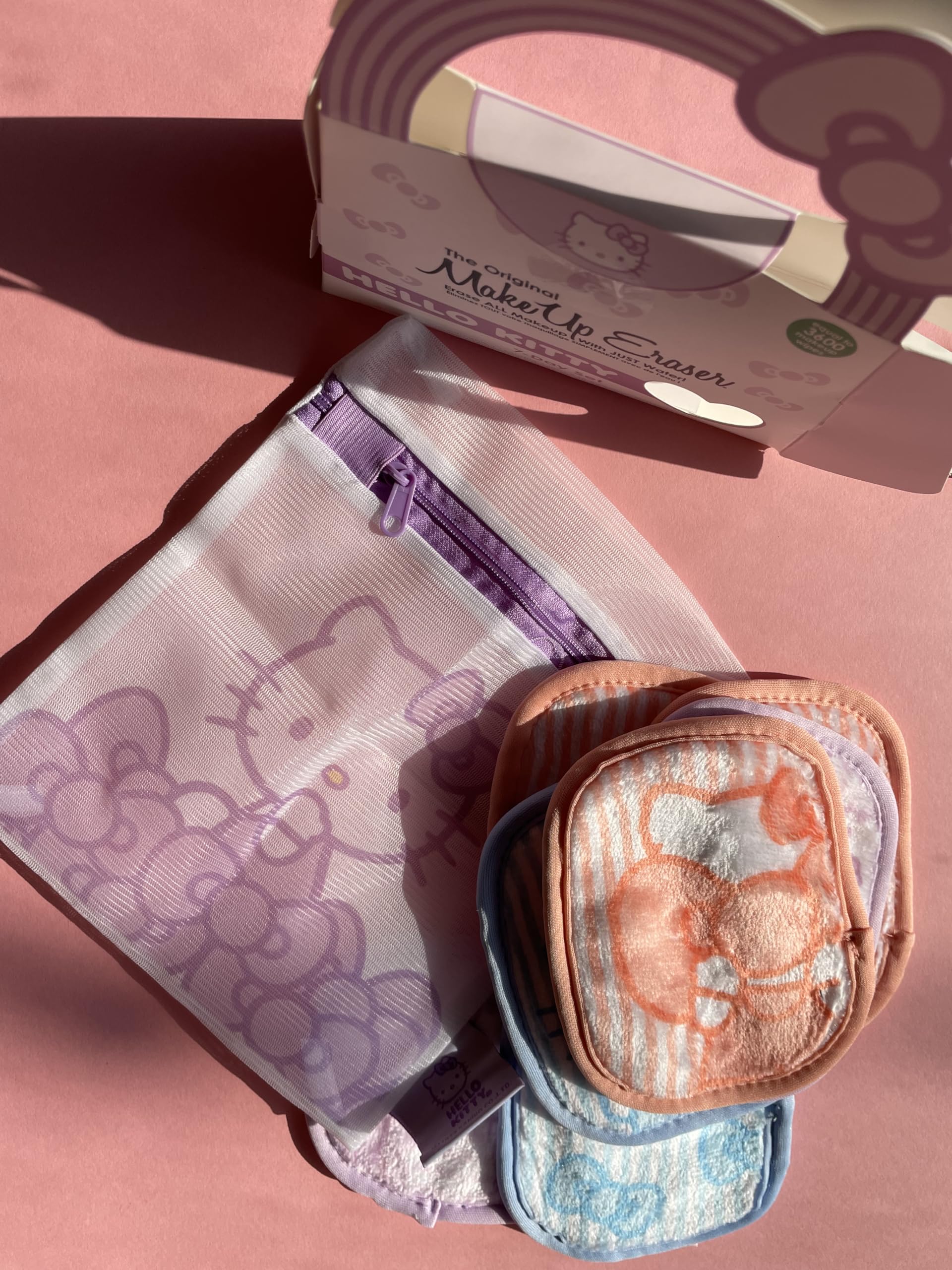 MakeUp Eraser exfoliating fiber side close-up illustrating skin exfoliation