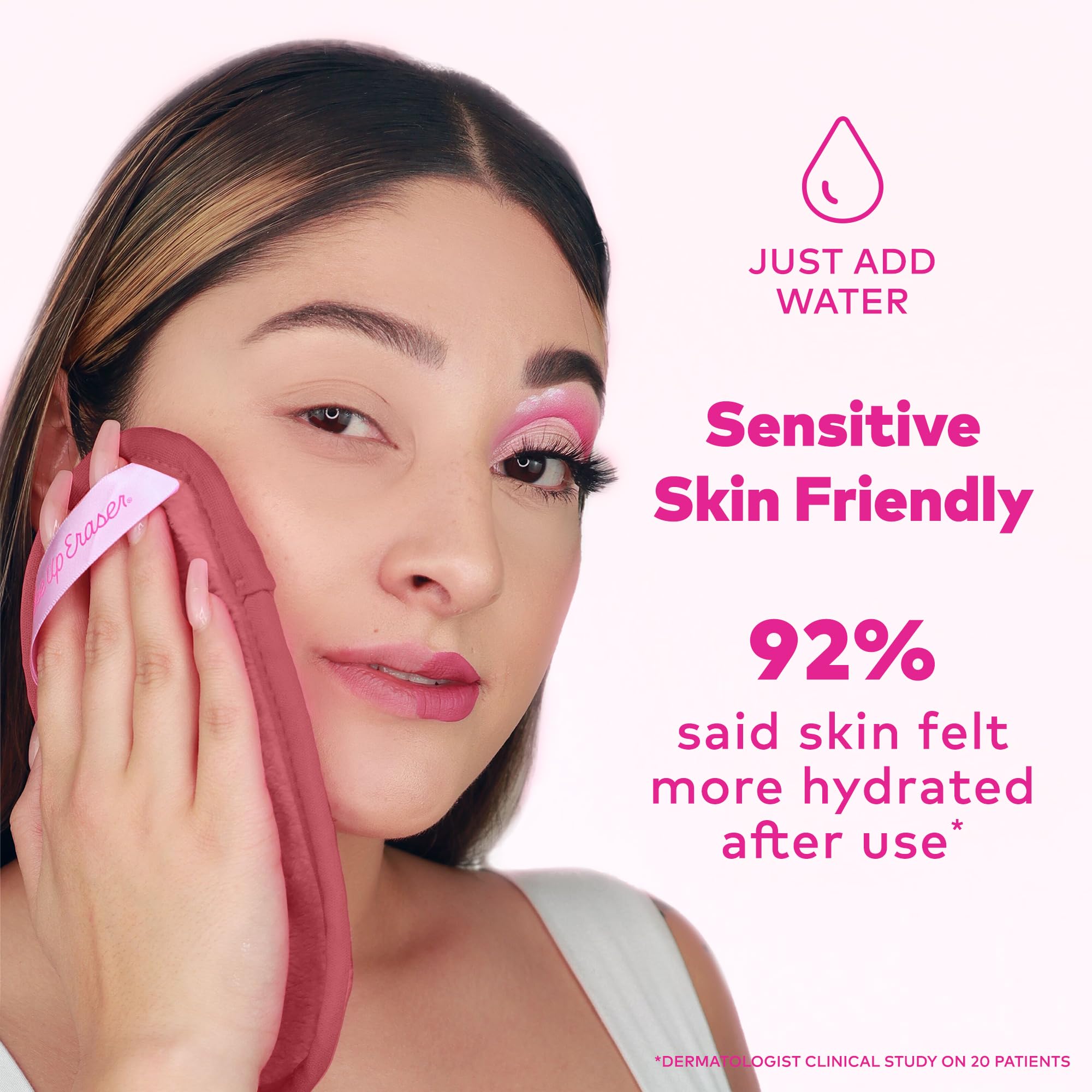 MakeUp Eraser Mini PRO blush cloth close-up demonstrates exfoliation-side benefits.