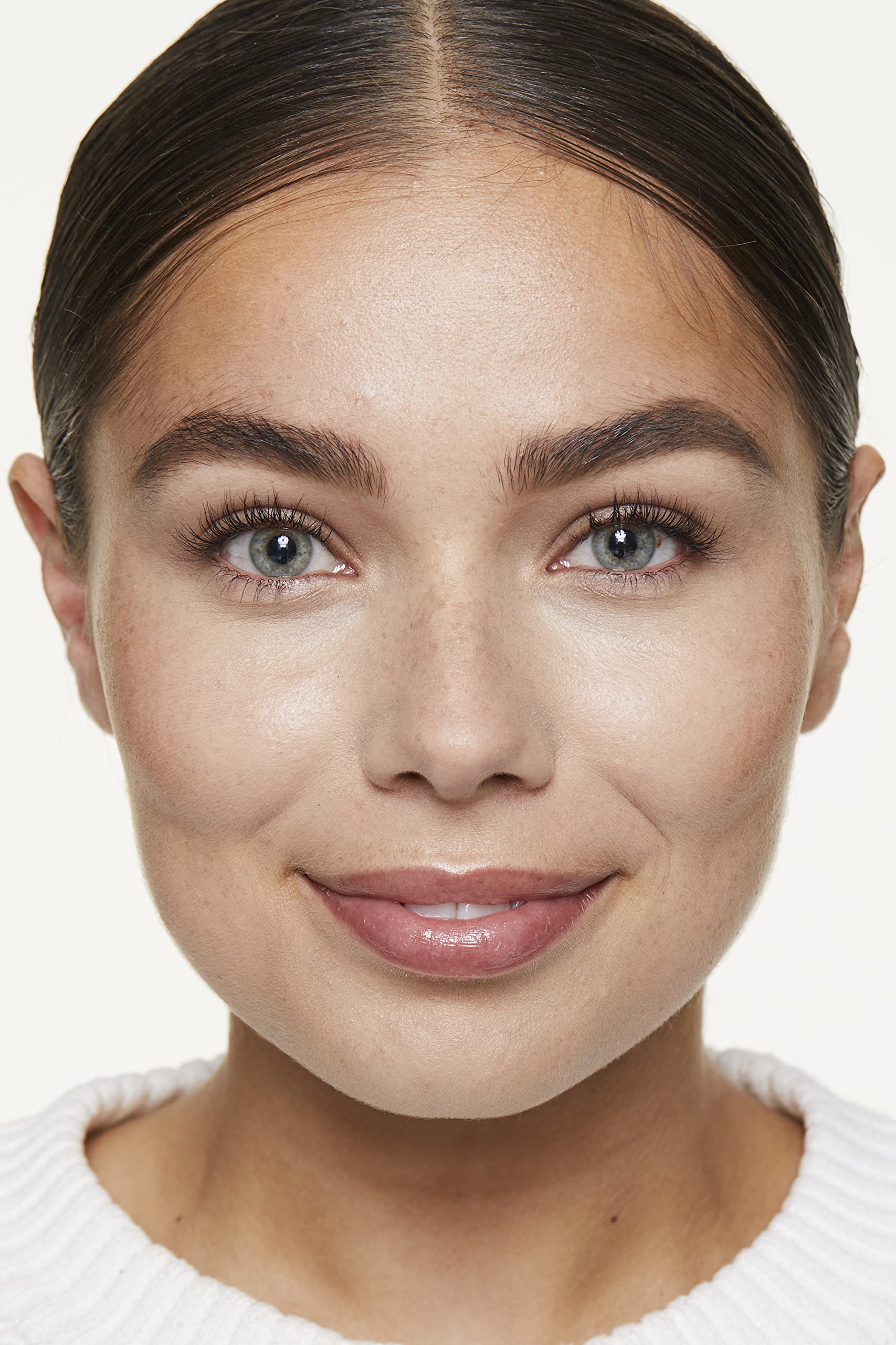 Makeup Revolution Ultra Sculpt Contour Kit palette closeup with versatile shade options.