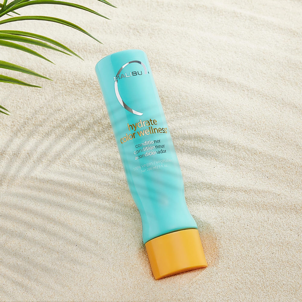 Malibu C Hydrate pour stream demonstrates even distribution for moisture.