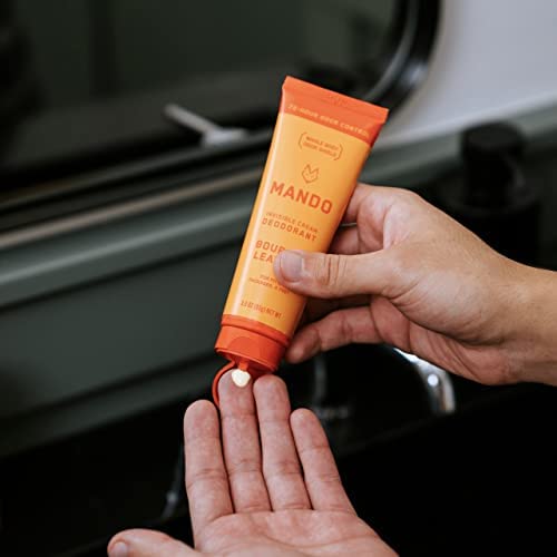Mando Bourbon Leather packaging front emphasizes 72-hour odor protection claim.