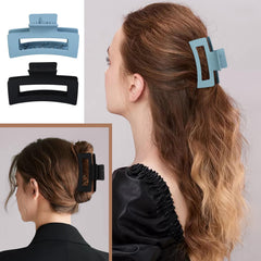 Mandydov banana clip strong hold suitable for thick and thin hair.