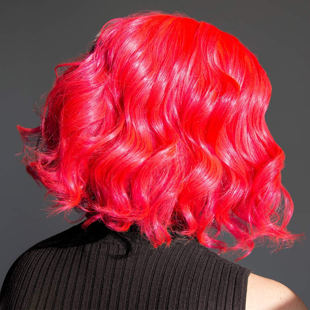 MANIC PANIC Electric Pink Pussycat conditioner formula nourishes hair post-color.
