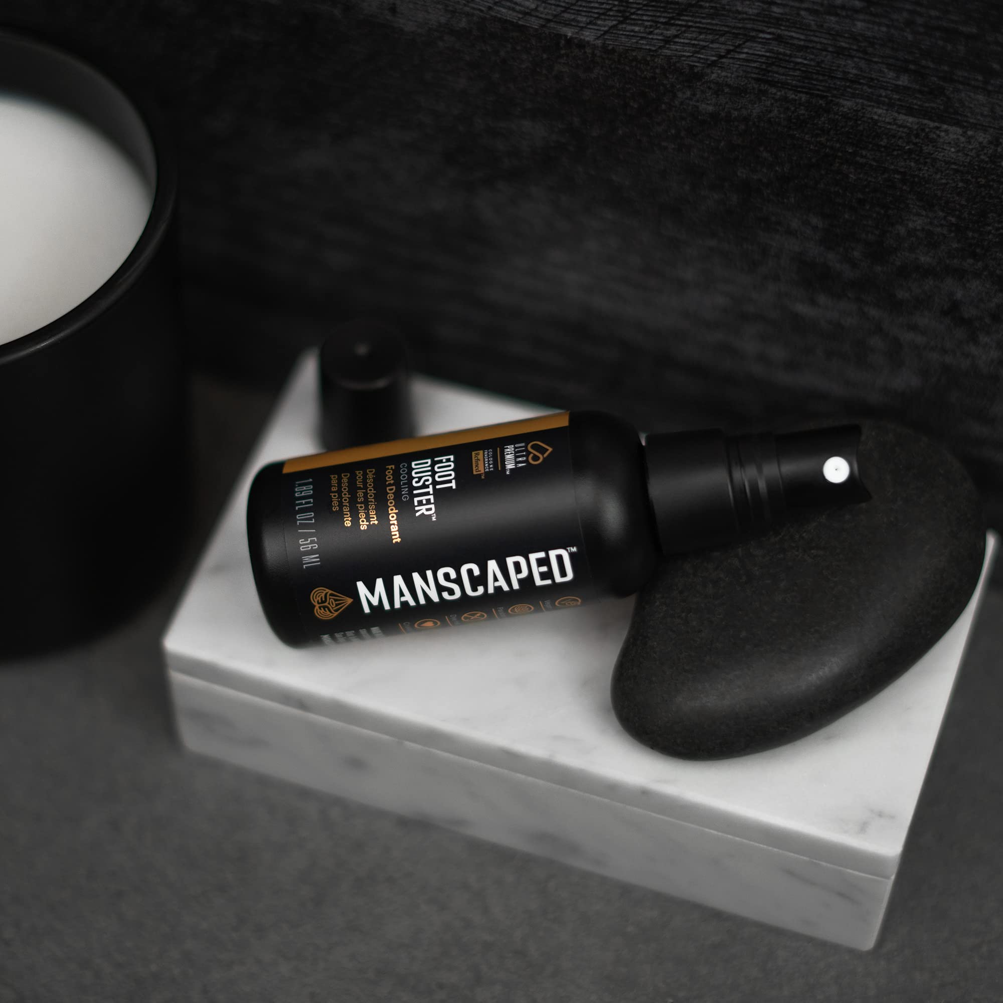 MANSCAPED Foot Duster: ingredientes naturales arbol de te y menta
