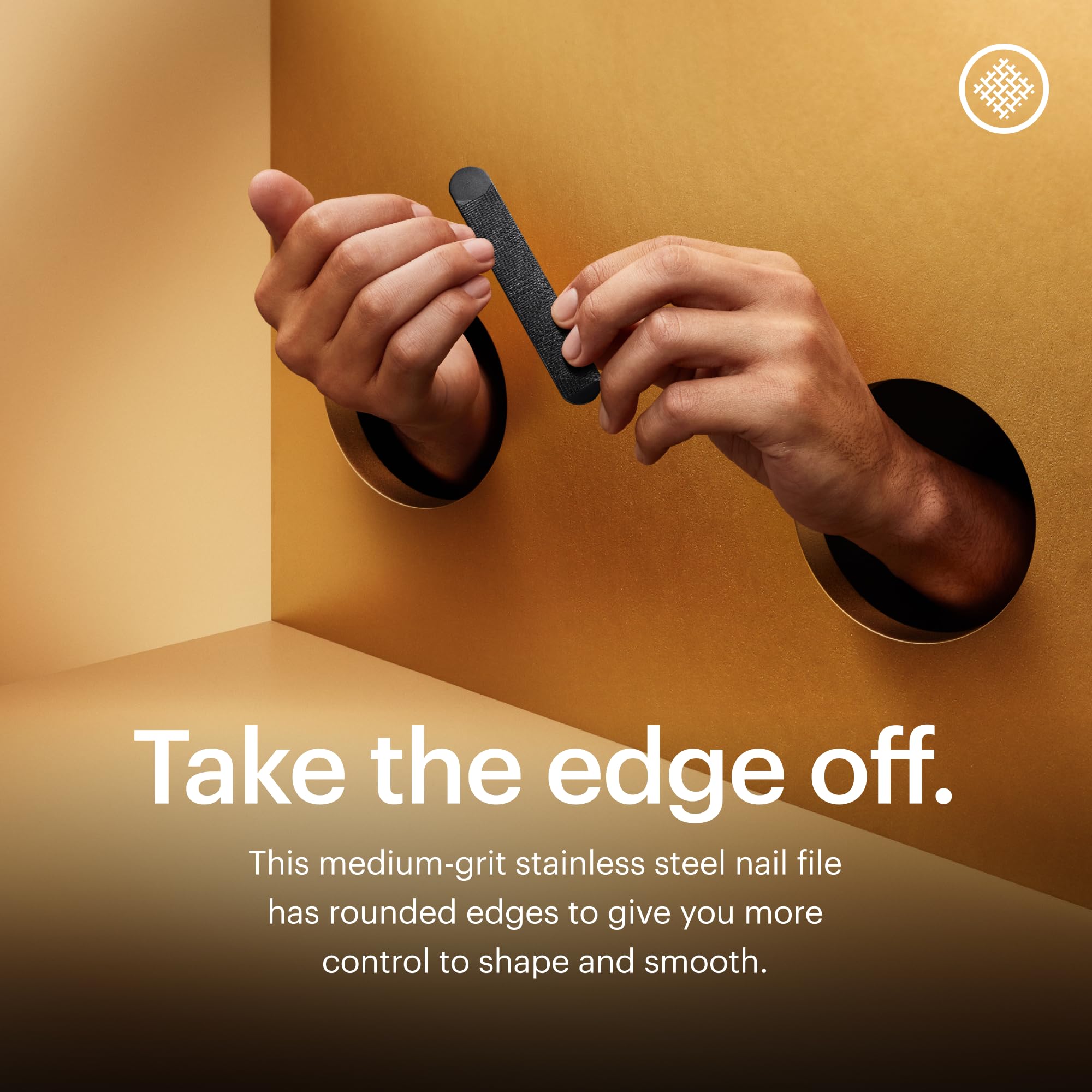MANSCAPED Shears 3.0 nail file highlights medium grit for shaping.