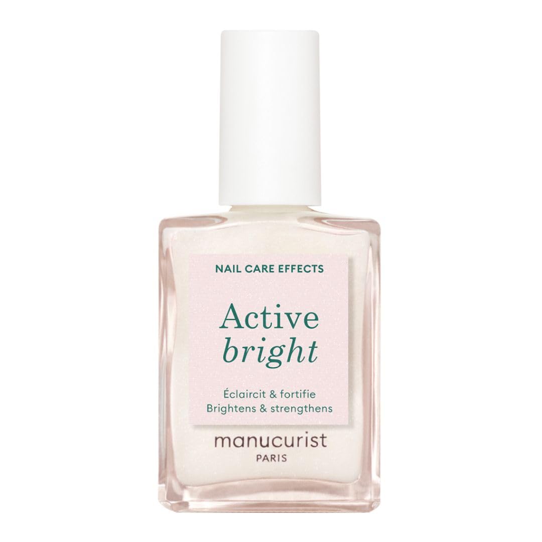 Manucurist Active Bright application shows natural whitening and nail strengthening.