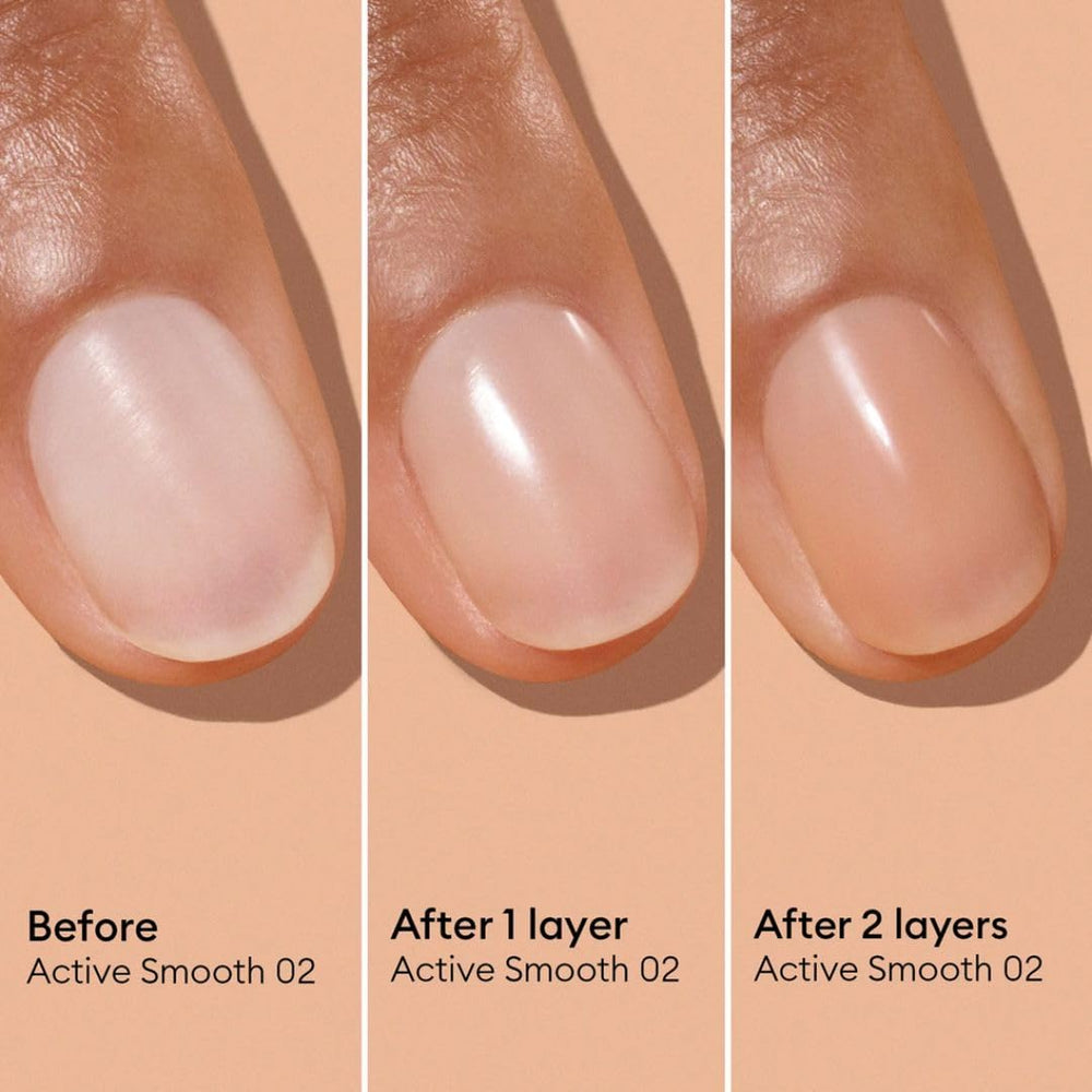 Manucurist Active Smooth 02 nude swatch on nail showcases natural coverage.