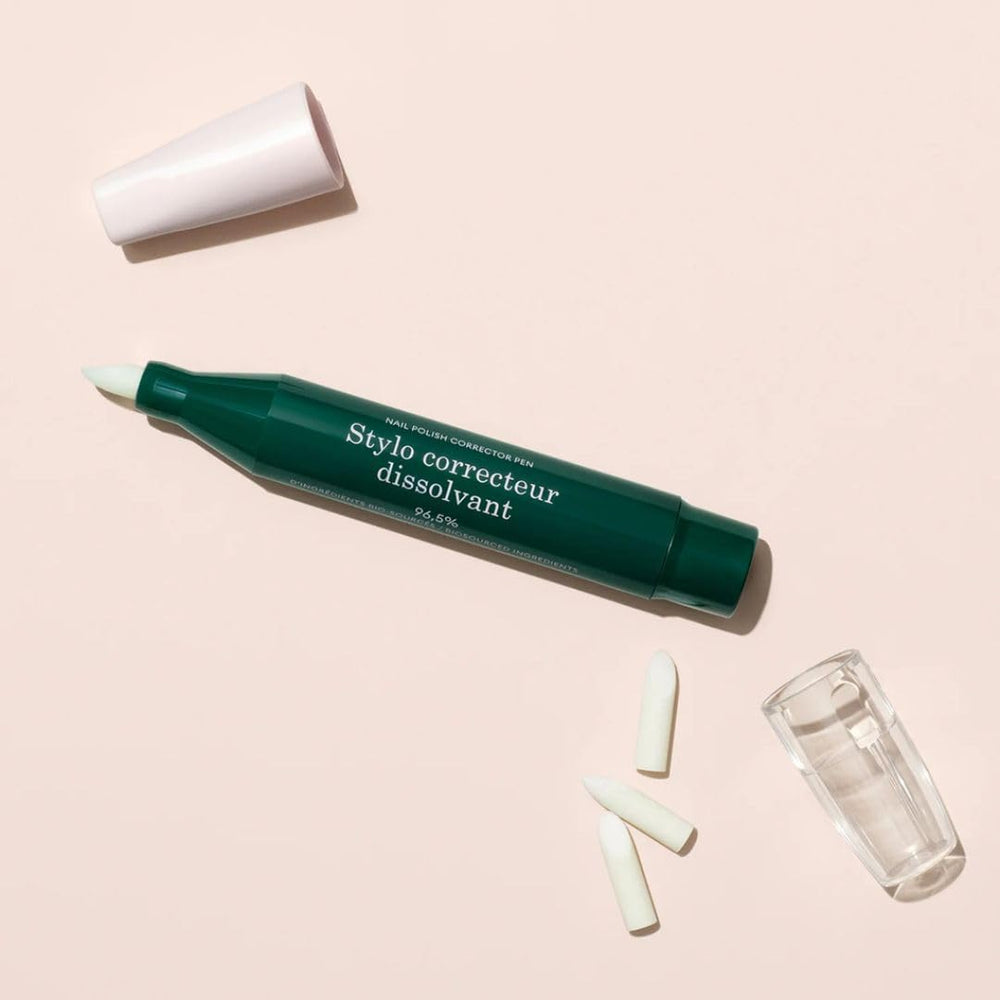 Manucurist orange-blossom scented remover delivers a hydrating feel.