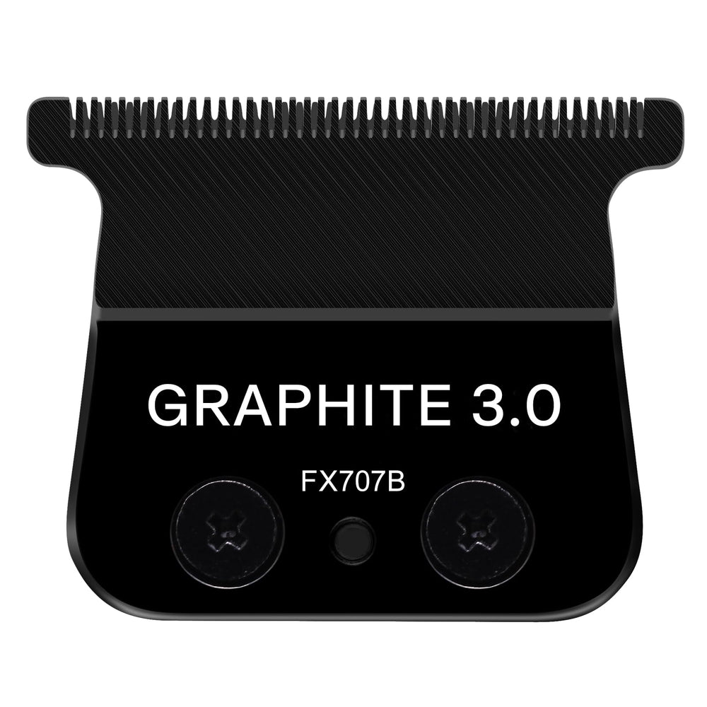 Manxrtod Graphite 3.0 blade close-up highlights sharp carbon steel edge for precise outlines.