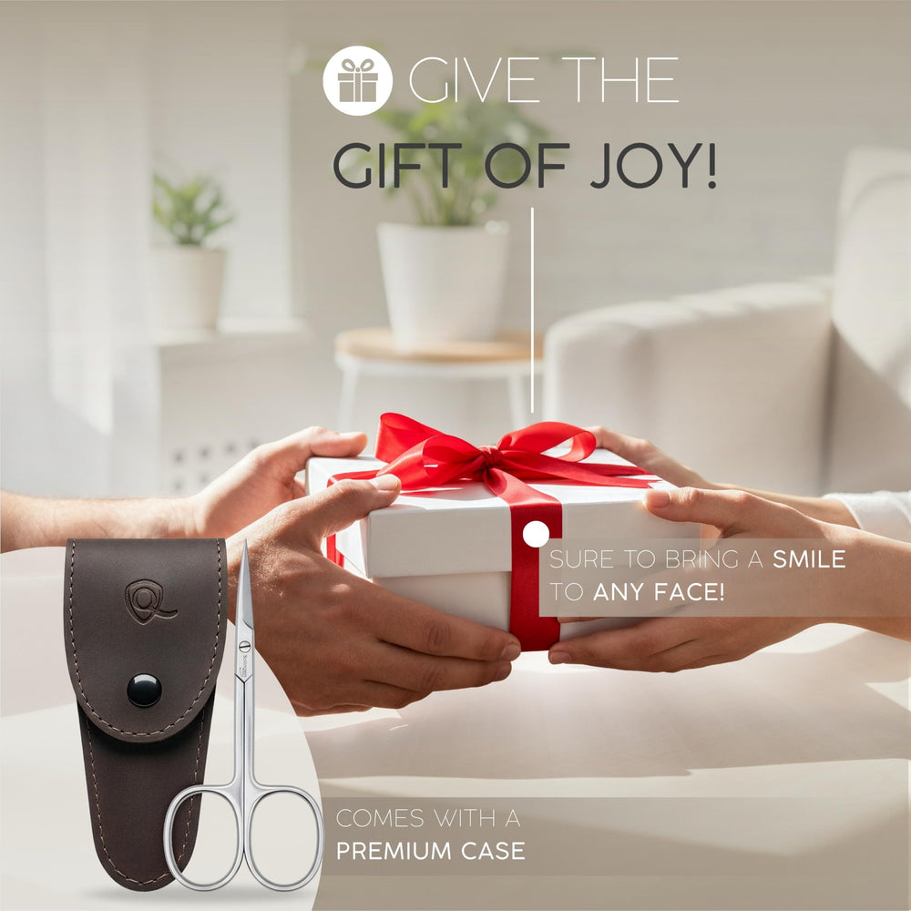 MarQus travel-friendly premium case for on the go grooming.