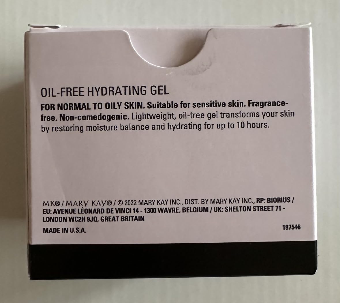 Mary Kay Oil-Free Hydrating Gel daily routine image suggests lightweight, breathable moisture.