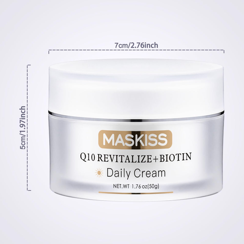 Maskiss compact jar shown for travel-friendly moisture on the go.