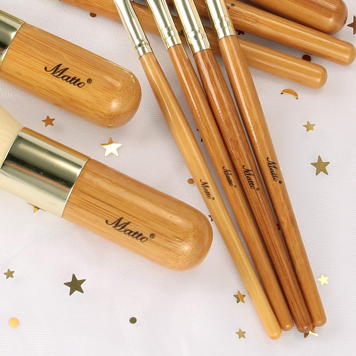 Matto synthetic cruelty-free bristles are hygienic and easy to clean.