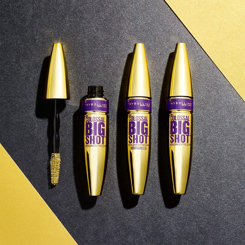 Maybelline Colossal no-flake formula keeps lashes smooth and clean.