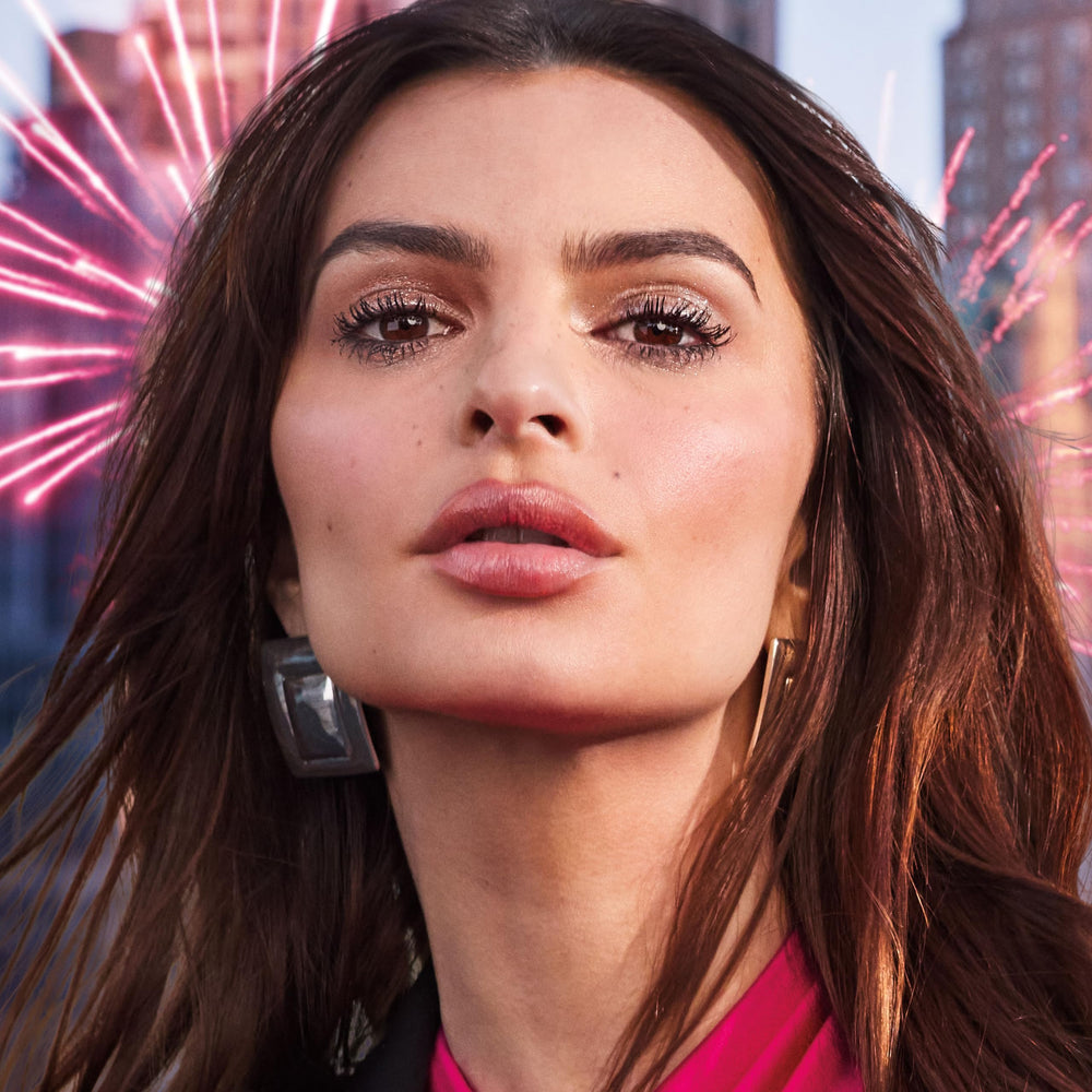 Maybelline Firework brush spiral view hints dramatic lift and separation.
