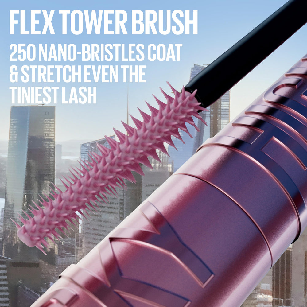 Maybelline Sky High on model eyes demonstrating lengthening and volumizing effect