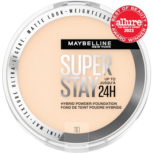 Maybelline Super Stay Hybrid Powder matte finish texture close-up showing velvety, non-dewy feel.
