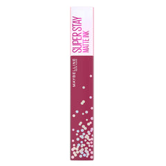 Maybelline arrow applicator enables precise one-swipe lip lines