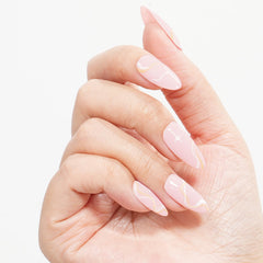 MAYCHAO LED light cure setup enabling quick gel polish setting