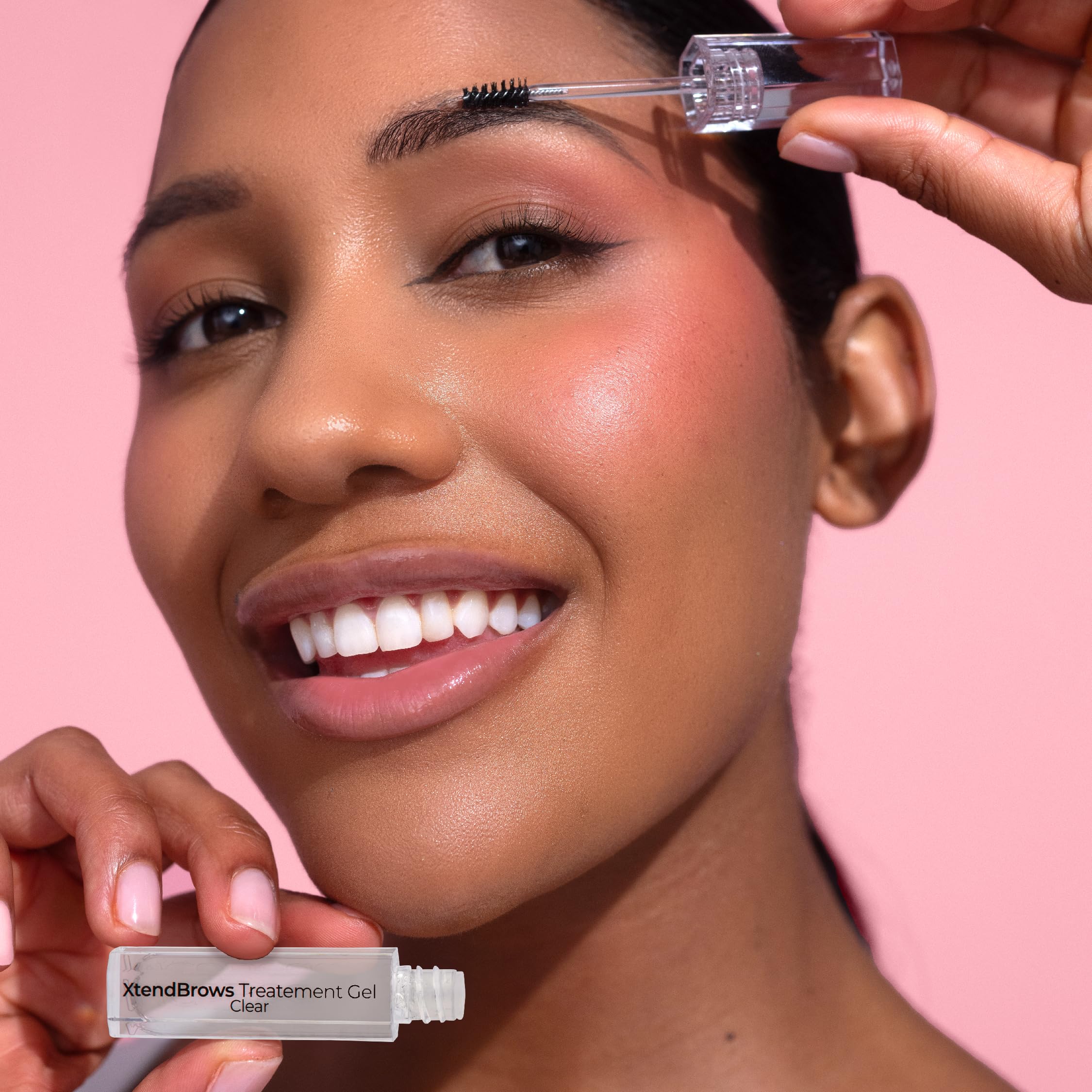 MCoBeauty XtendBrows clear brow gel wear test demonstrates long-lasting definition without flakes