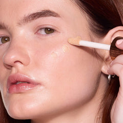 MCoBeauty Flawless Glow under-foundation primer creates radiant base