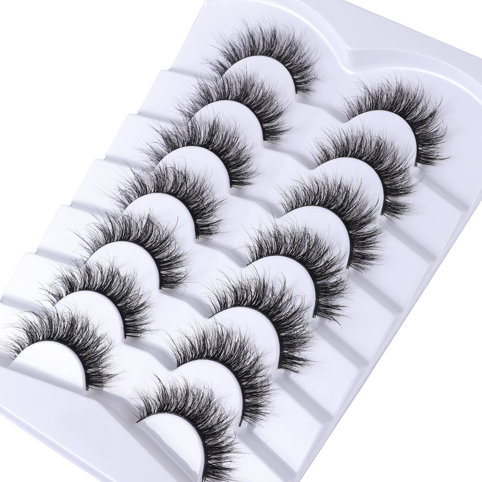 Mebver D curl lash strips show secure band and easy application.