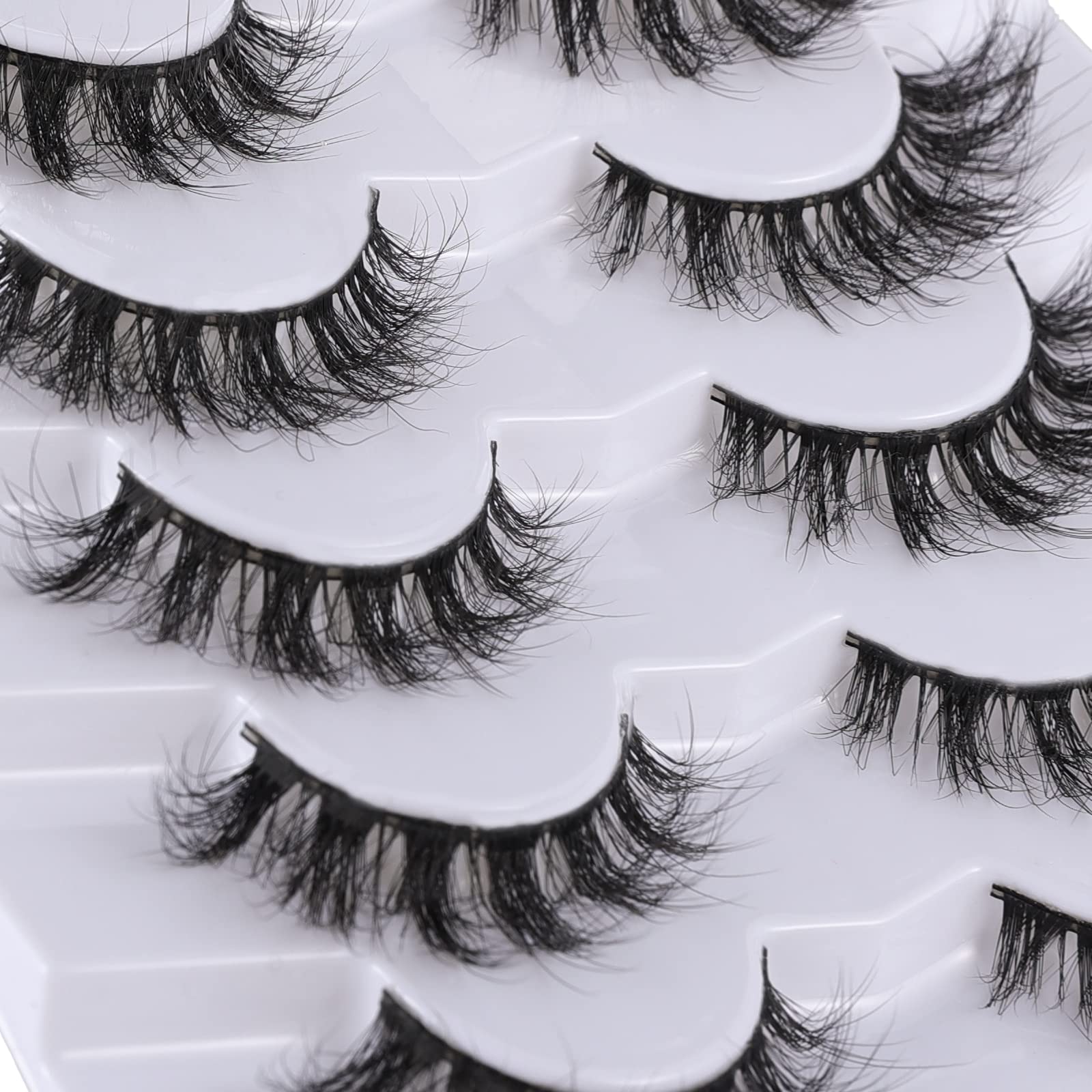 Mebver lightweight lash band provides a comfortable, flexible fit for all-day wear.