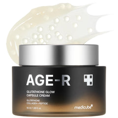 Medicube AGE-R Glutathione Glow cap close-up shows rapid absorption for a radiant finish.