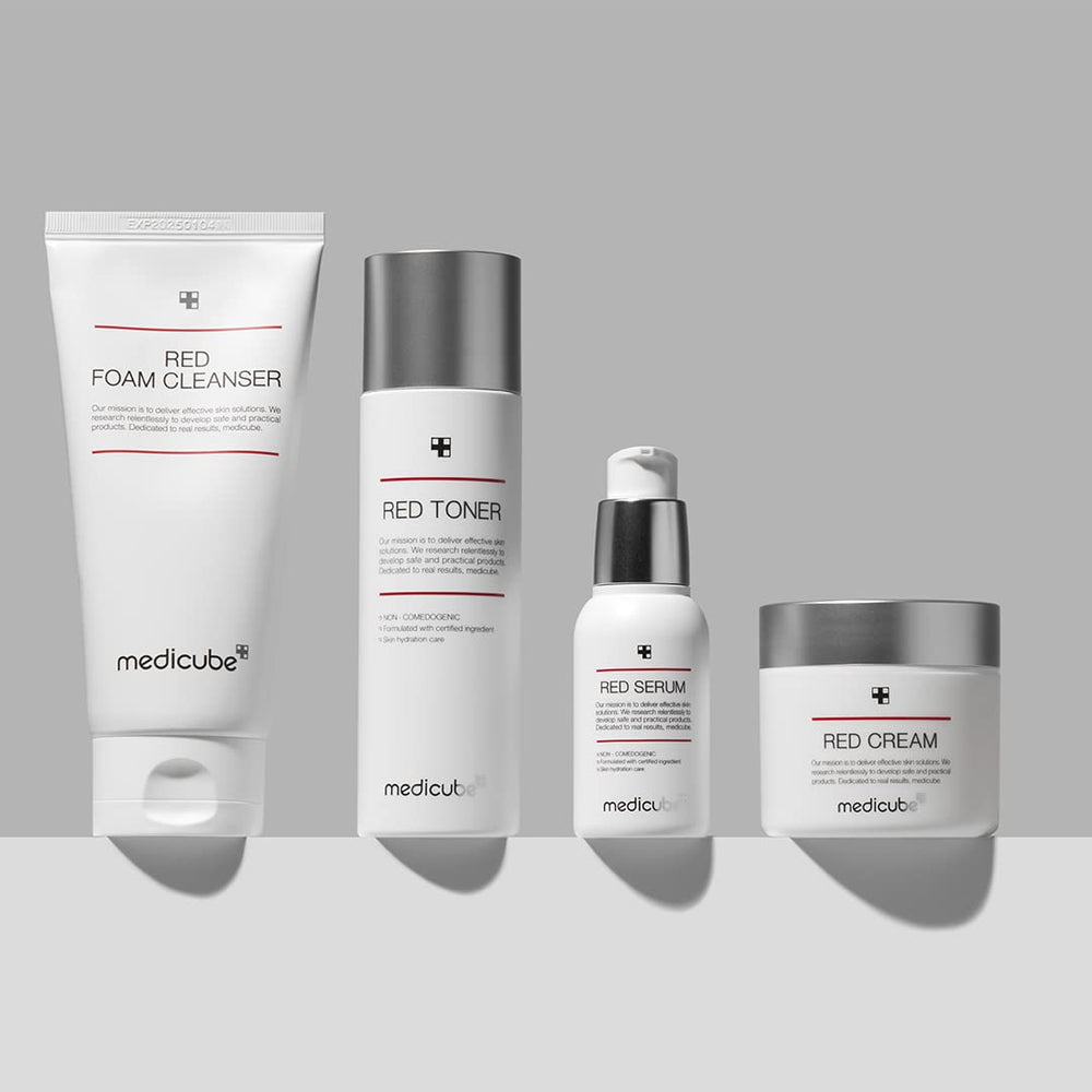 Medicube Red Serum 2.0 texture-closeup shows non-comedogenic, easy-apply formula