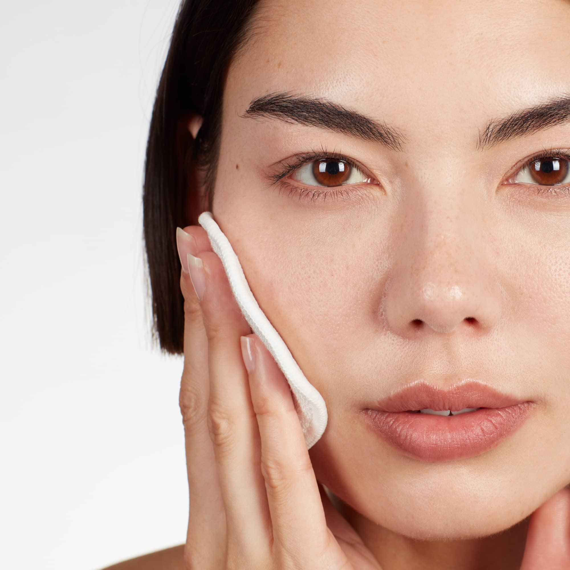 Medik8 Press and Clear bottle with 5 oz size communicates value and routine compatibility
