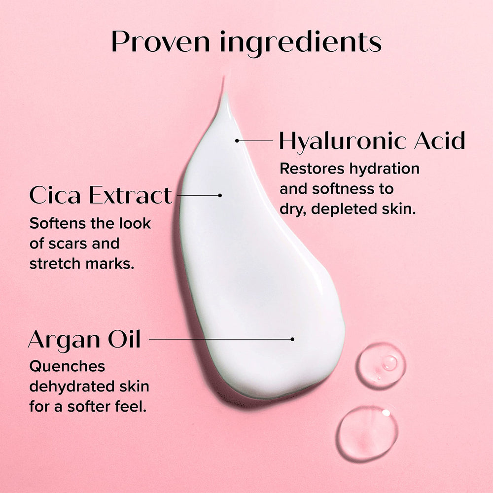 Medix 5.5 Glycolic-Lactic Exfoliating Wash close-up reveals foaming texture and AHA action
