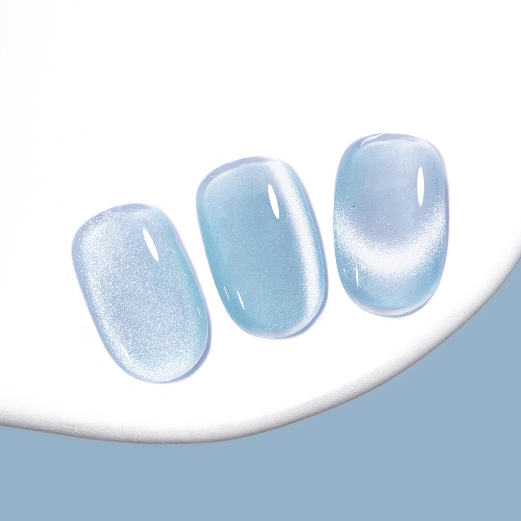 MEGIOR nails show cat-eye effect pattern before curing under lamp.