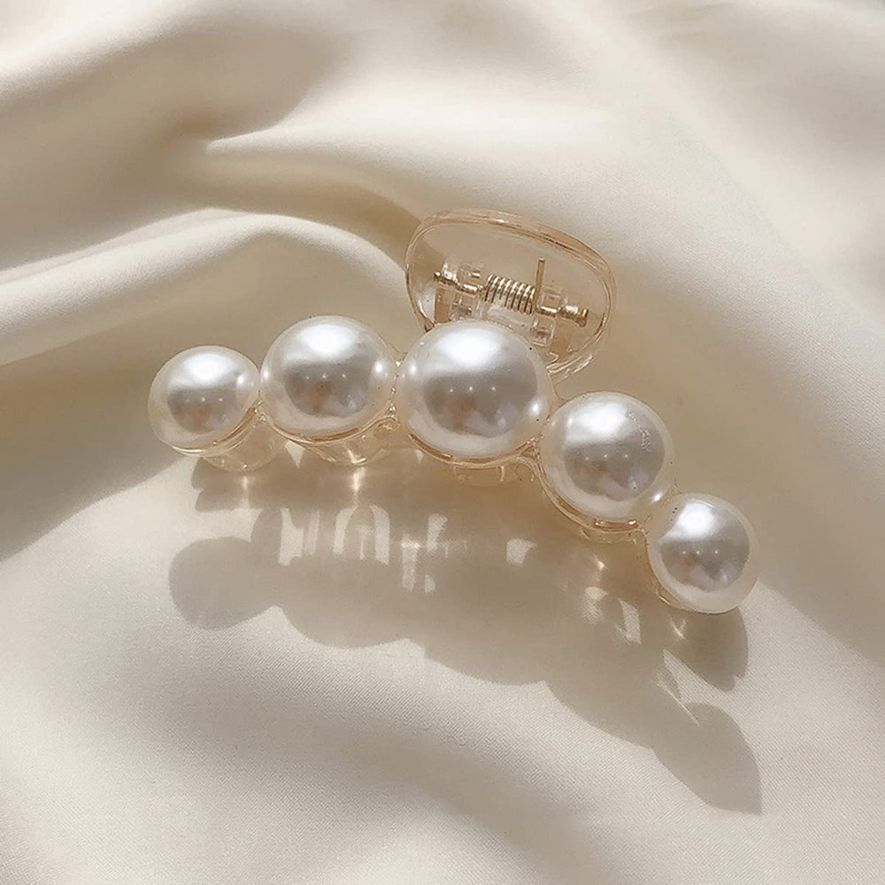 Mehayi gift-packaged pearl clips ready for gifting