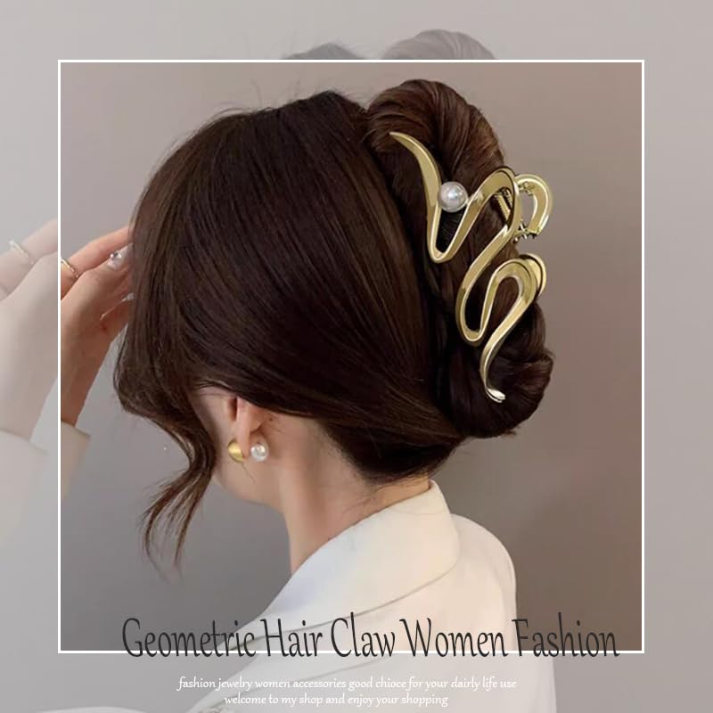 Mehayi three-piece set of large claws with versatile styling options.
