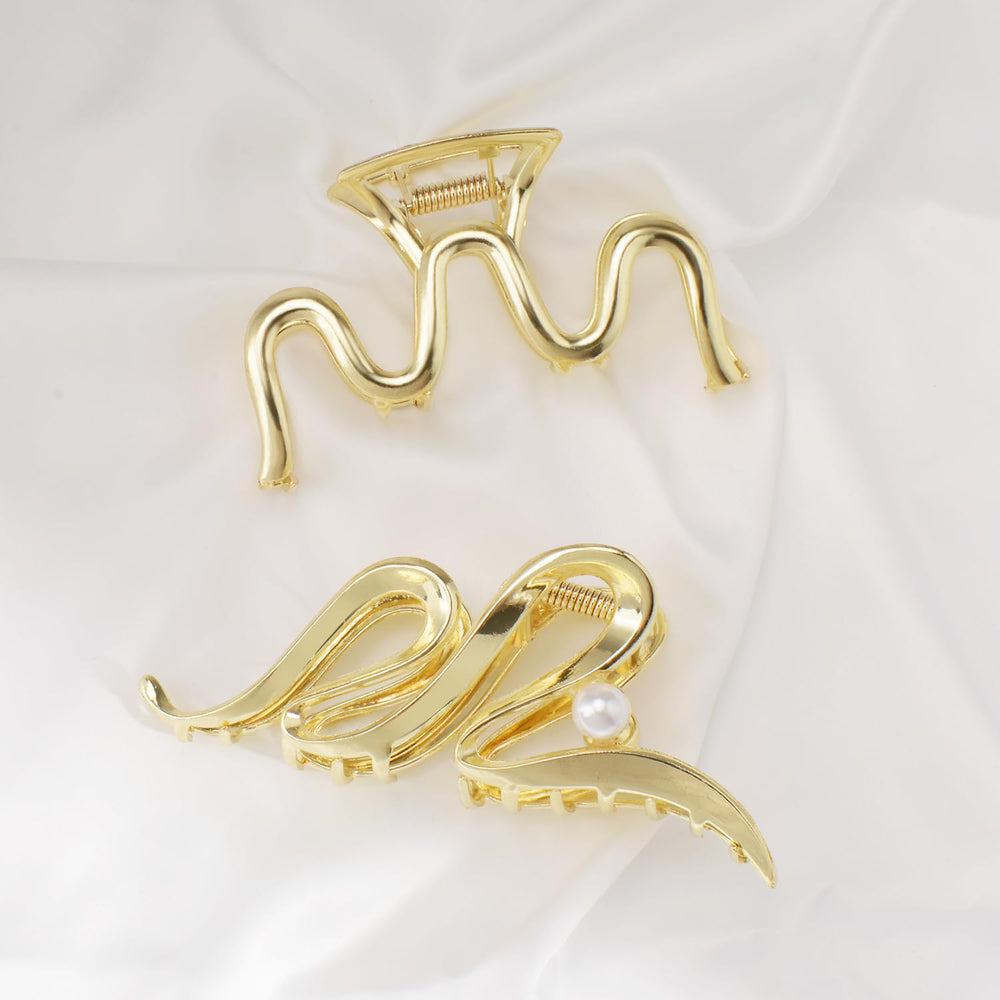 Mehayi large hair claw clip with non-slip grip on thick hair during workout.
