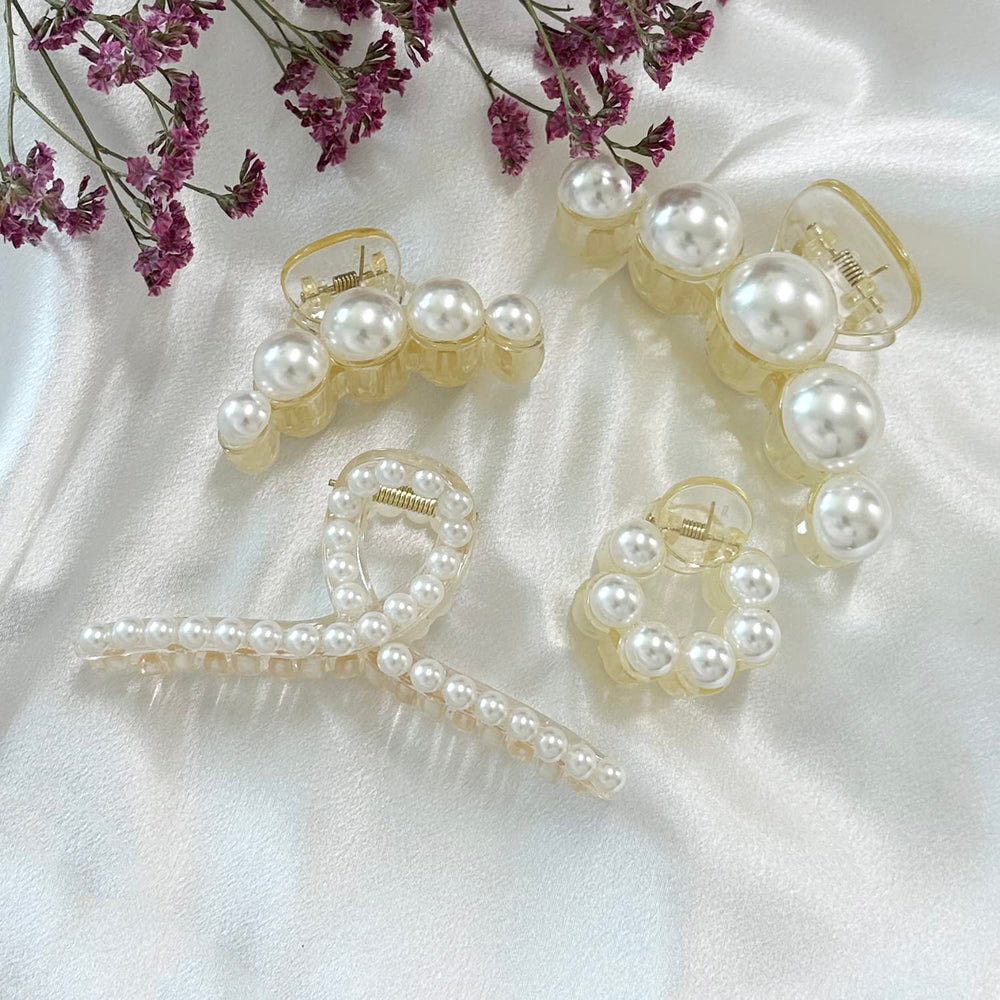 Mehayi office glam clip demonstrates subtle, polished hold