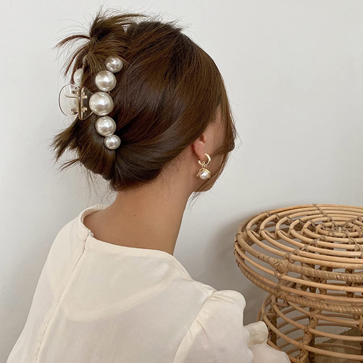 Mehayi pearl claw clip set packaging suggests gift-ready accessory set