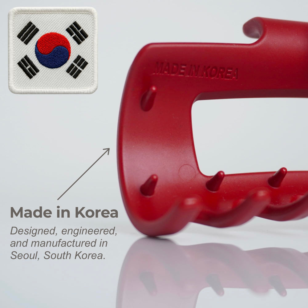Mello Original hair claw clip inward-curving teeth close-up highlighting scalp-friendly design